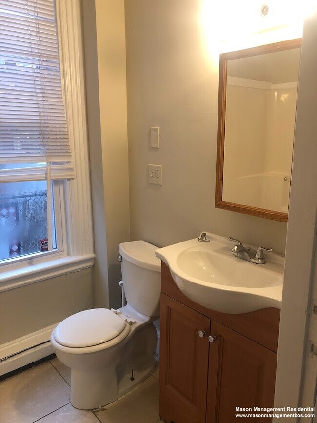 Photo - 38 Gardner St Unit 2