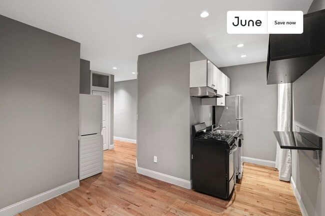 Photo - 20 Avenue A Ave Unidad 2H