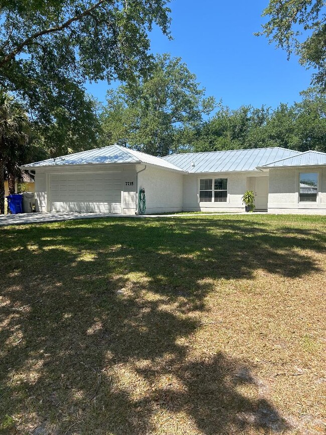 Photo - 7735 96th Ct House