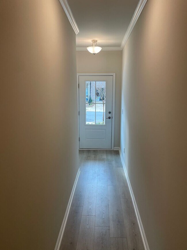 Photo - Wonderful 3 Bed 3.5 bath Townhome in Duluth!