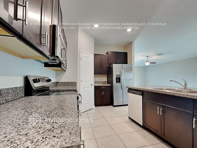 Photo - 1561 Blue Rose Dr