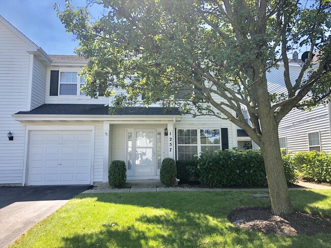 Building Photo - 1257 Orleans Dr Rental