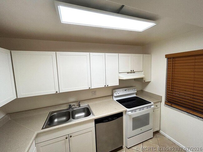 Photo - 2828 Tennis Club Dr Unit 207