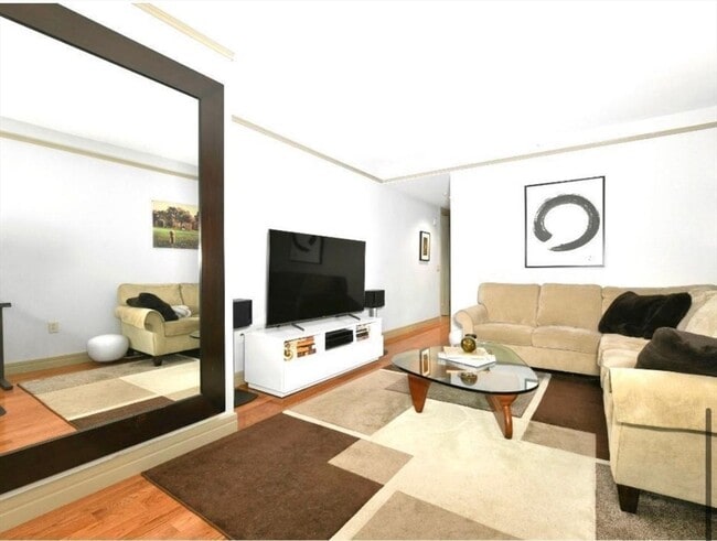 Photo - 3 Avery St Unit 703