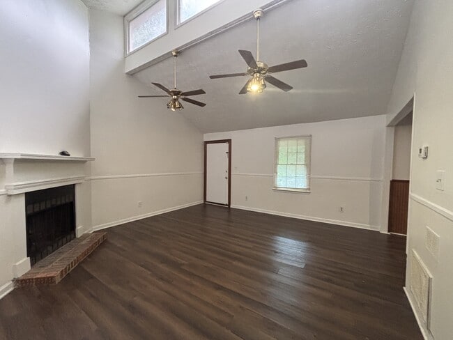 151 Loblolly Dr