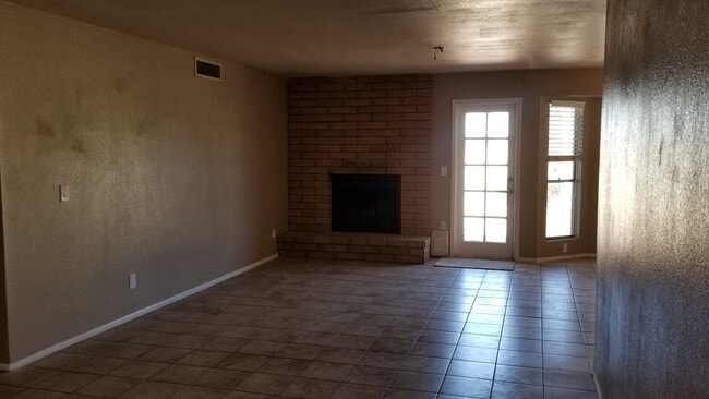 Photo - 1626 W Beaubien Dr