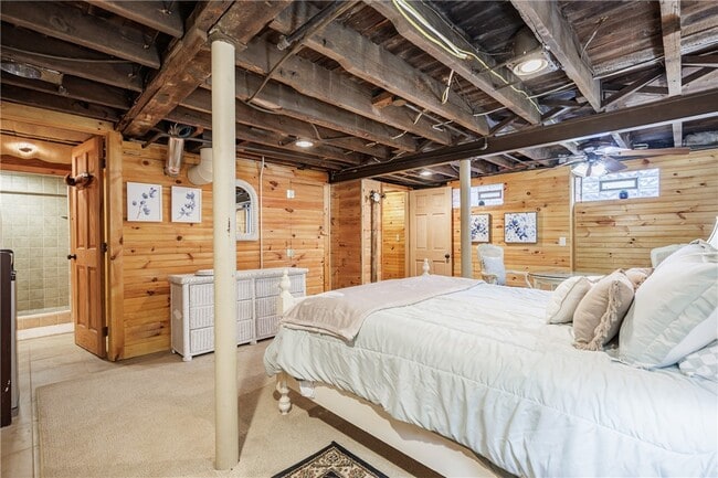 Photo - 590 Titus Ave