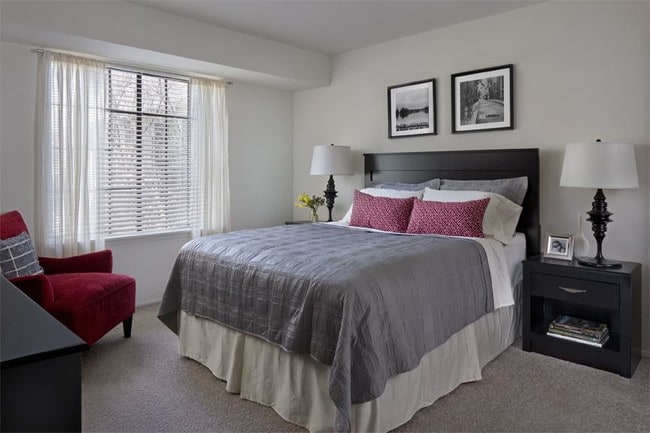 Photo - Plymouth Woods Apartments