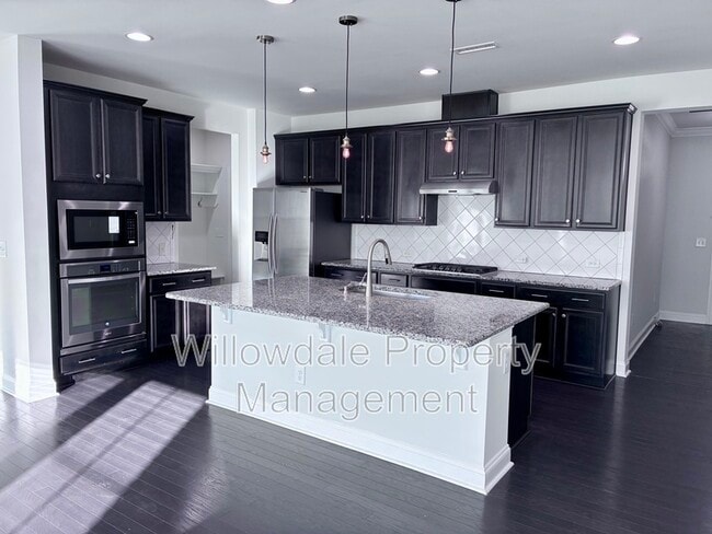 Photo - 1056 Midvale Ave