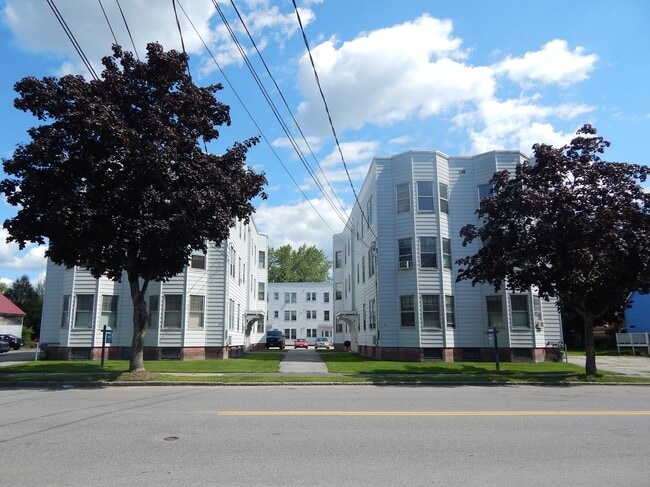 Photo - 171 College St Unit 6