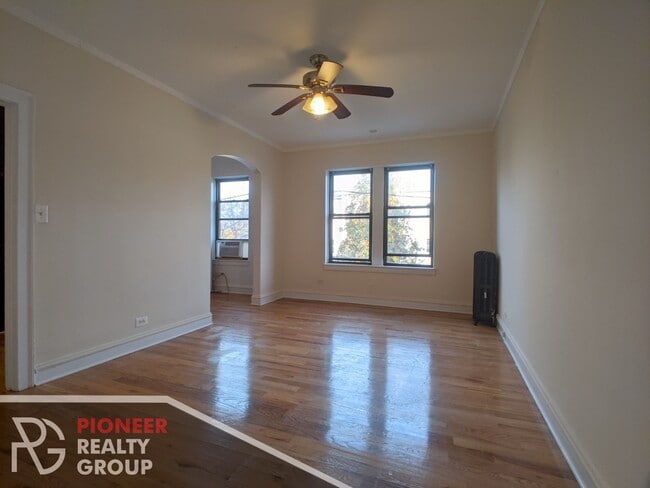 Building Photo - 4831 N Damen Ave Unit 215 Rental