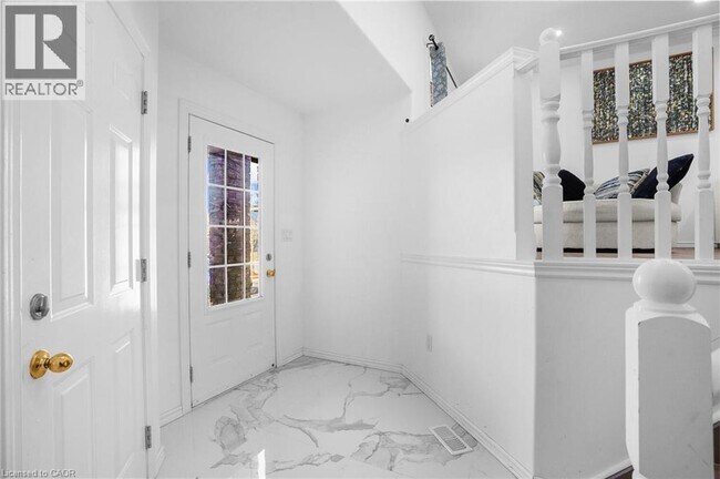 Photo - 8 Bradley Ln