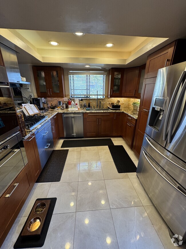Building Photo - 4433 Via Sepulveda Rental