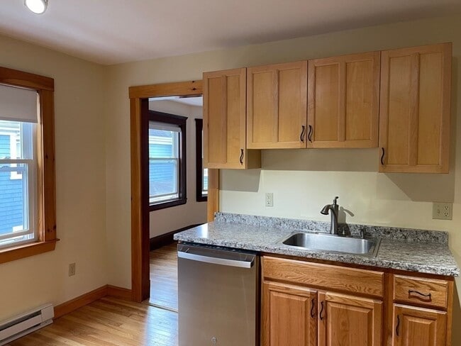 Photo - 33 Oak Rd Unit 2
