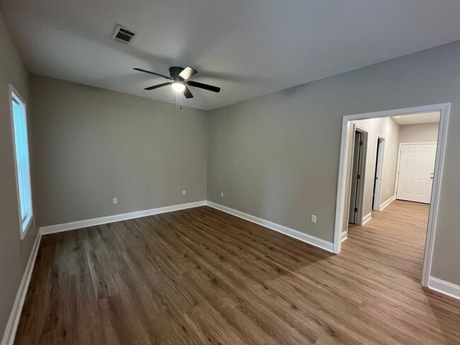 Building Photo - Jacksonville Rental Unit 714