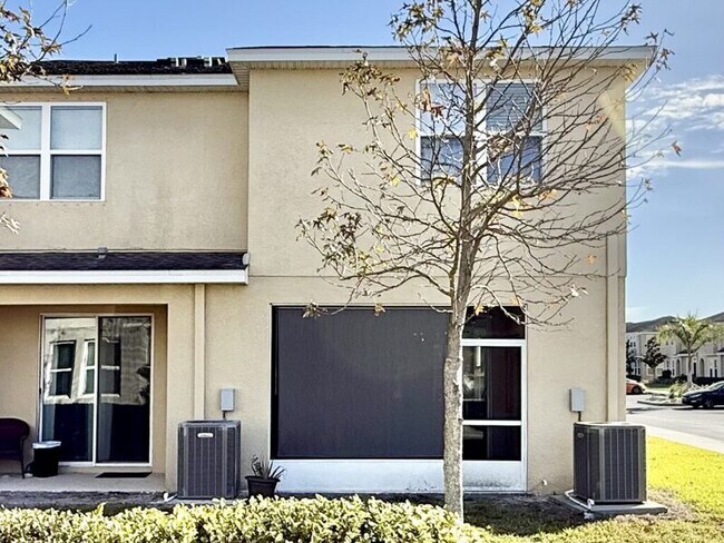 Building Photo - 7031 White Treetop Pl