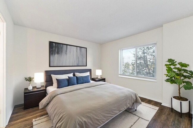 Photo - 8360 Greensboro Dr