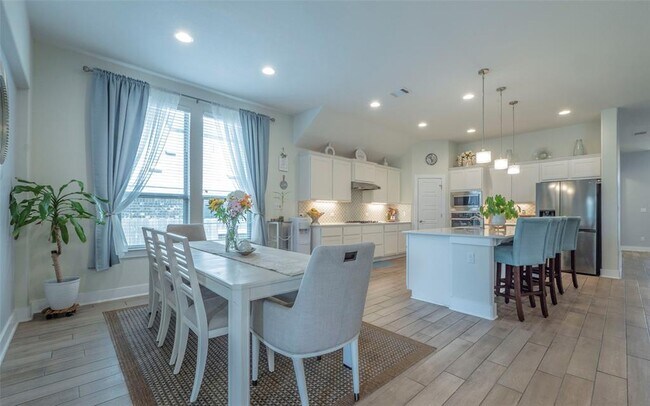 Photo - 4412 Kings Cross Rd