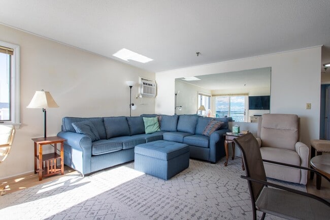 Photo - 493 Ocean Blvd Unidad 22