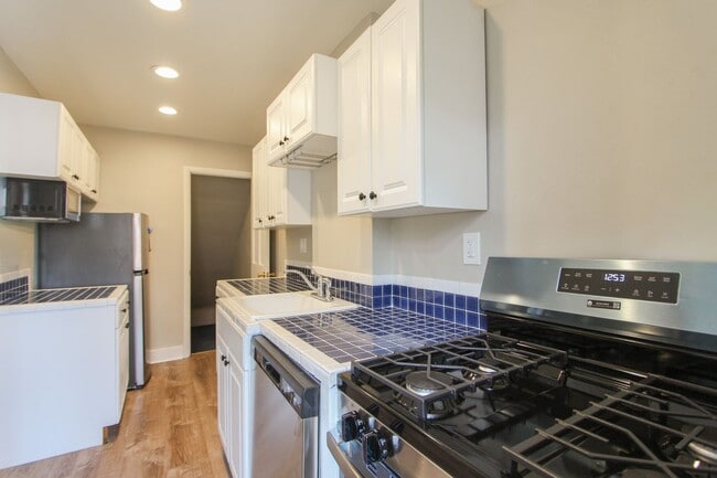 Photo - 323 Main St Unit 323F
