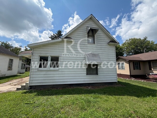 Building Photo - 314 Porter-