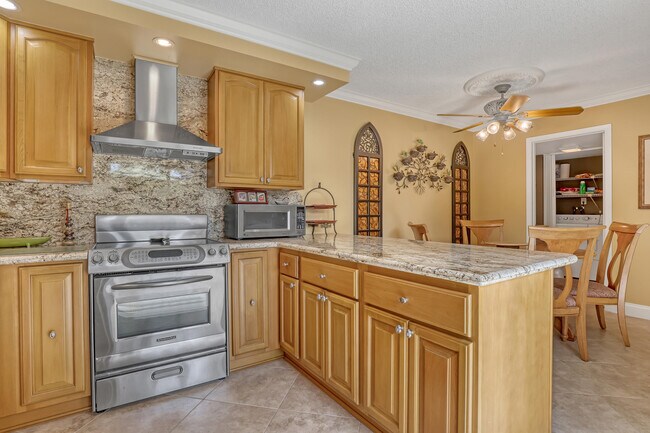 Photo - 131 Ocean Cove Dr