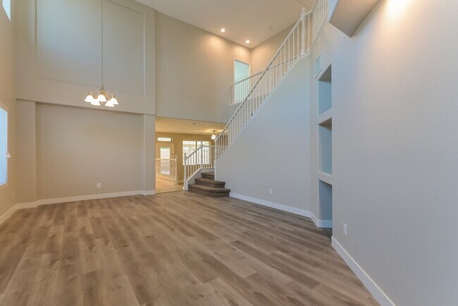 Photo - 613 Bright Valley Pl