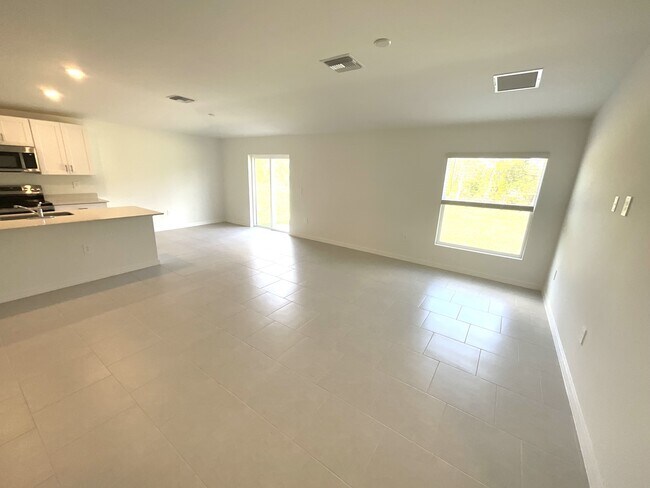 Photo - 11961 Savanna Lks Blvd