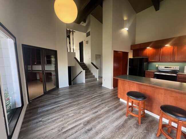 Photo - Hucrest 3 Bedroom 2 Bath House!