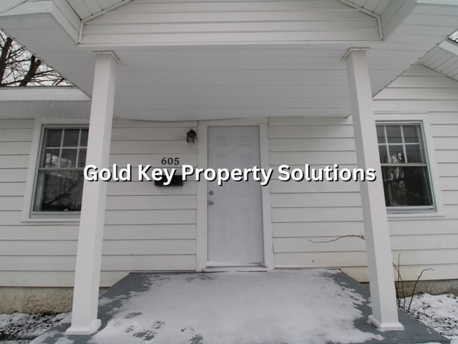 Photo - MUNCIE 3 BR 1 BA House with New Appliances and Garage (SECTION 8 APPROVED)