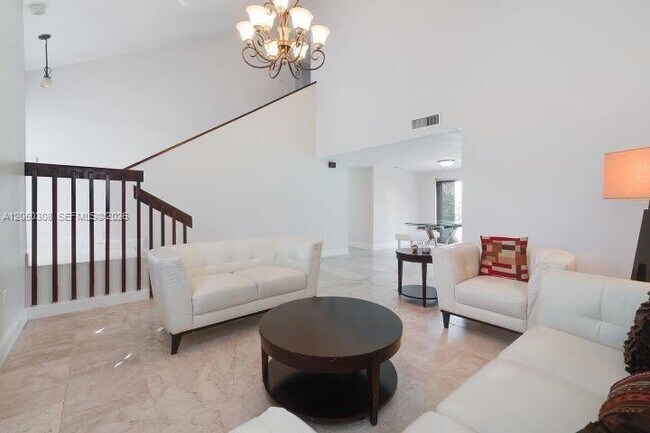1843 SW 138th Ave
