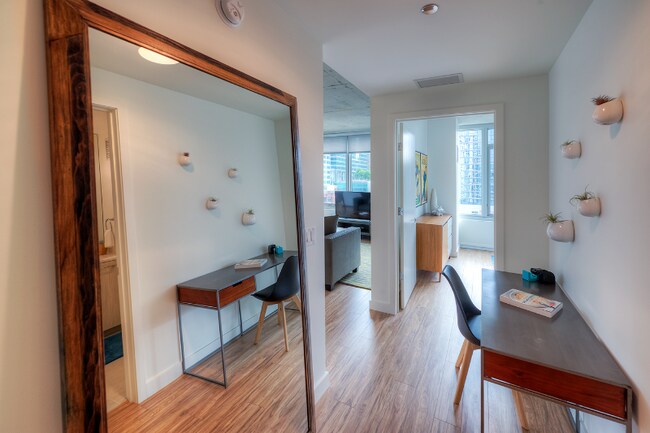 Photo - 173 N Desplaines St