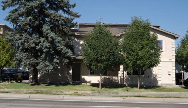 Photo - 865 30th St.