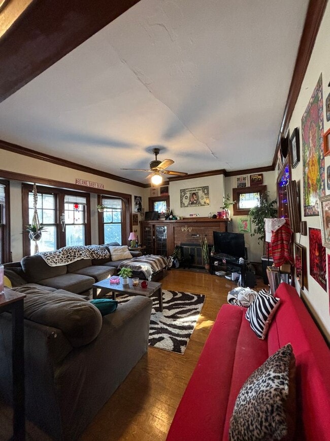 Photo - 2935 N Downer Ave Unit Upper