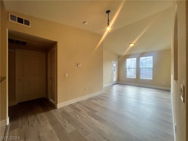 Photo - 10550 W Alexander Rd Unit 2102