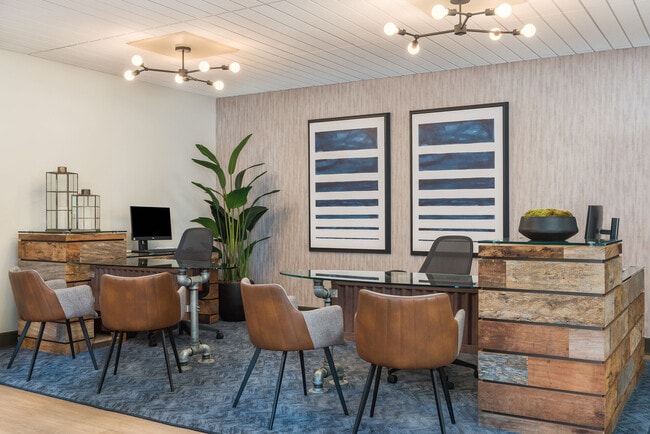 Photo - Pierhouse at Channelside