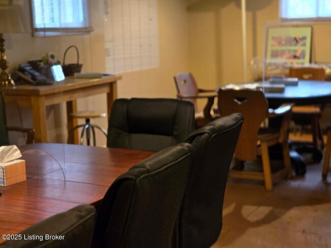 Photo - 126 S Sherrin Ave Unit Basemnt