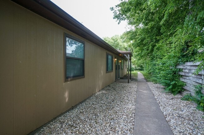 Photo - Yuma Unit 606