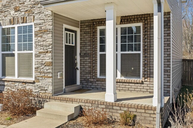 Photo - 213 Ledina Ct