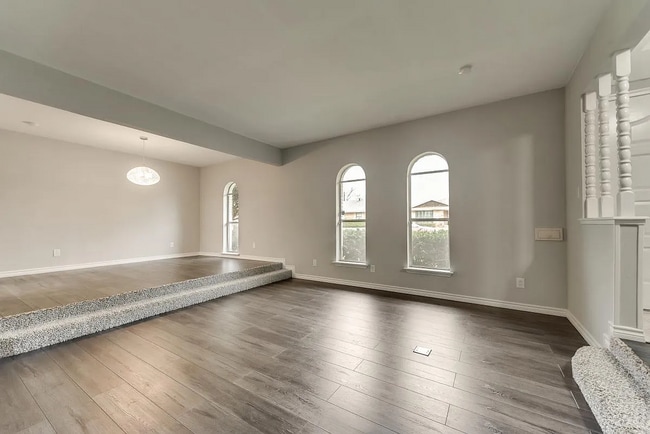 Photo - 5806 Everglade Rd