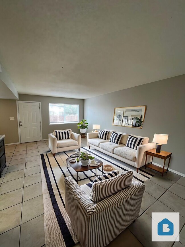 Photo - 922 Teal Ct Unidad 922-A