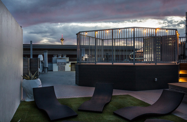 Photo - Towne Terrace