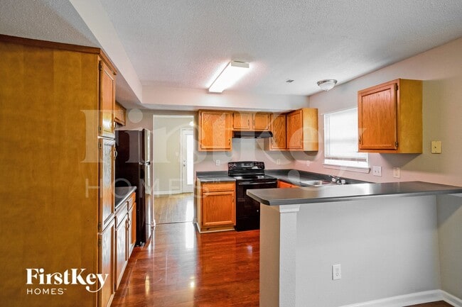 Photo - 1353 Cypress Dr