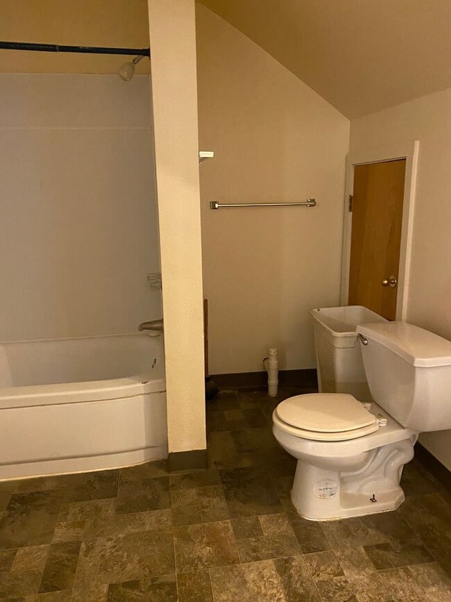 Photo - 208 N 1st St Unidad P-122