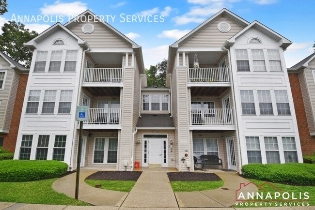 Building Photo - 8702 Natures Trail Ct Unit 101