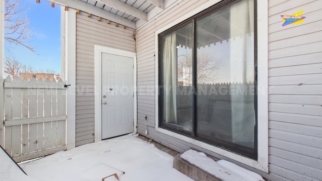 Photo - 1717 S Cypress St Unidad 414