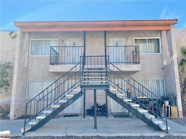 Building Photo - 3620 Ala Dr Unit 3 Rental