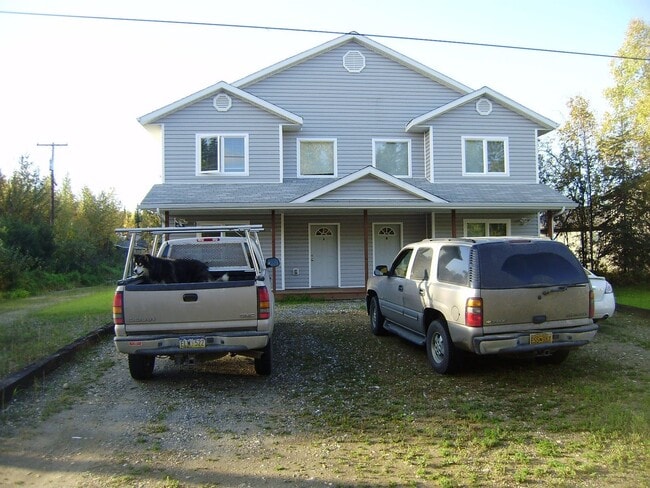 Building Photo - 4683 Bluegill Rd Unit B Rental