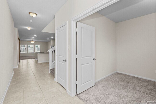 Photo - 9219 Cook Crk