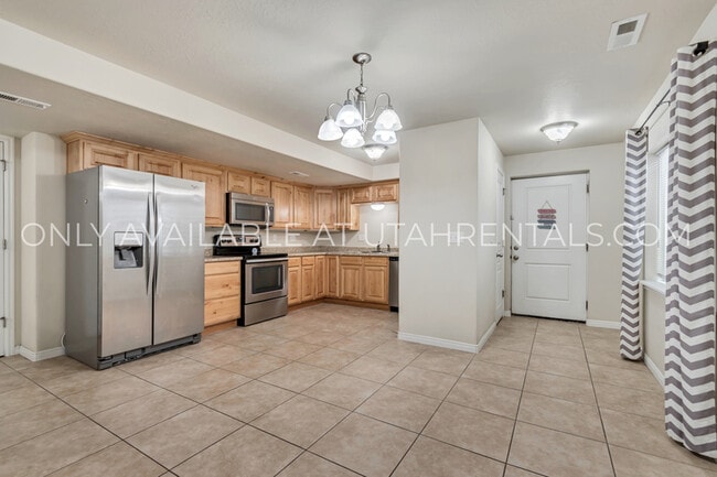 Photo - 2801 S Harrow Ct